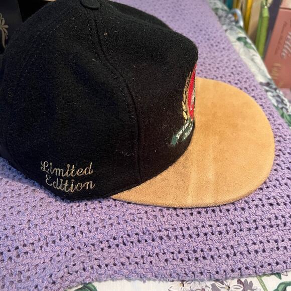 Coca Cola Coke Collector’s Series Limited Edition 813 of 2500 COA Cap Hat - Picture 5 of 10